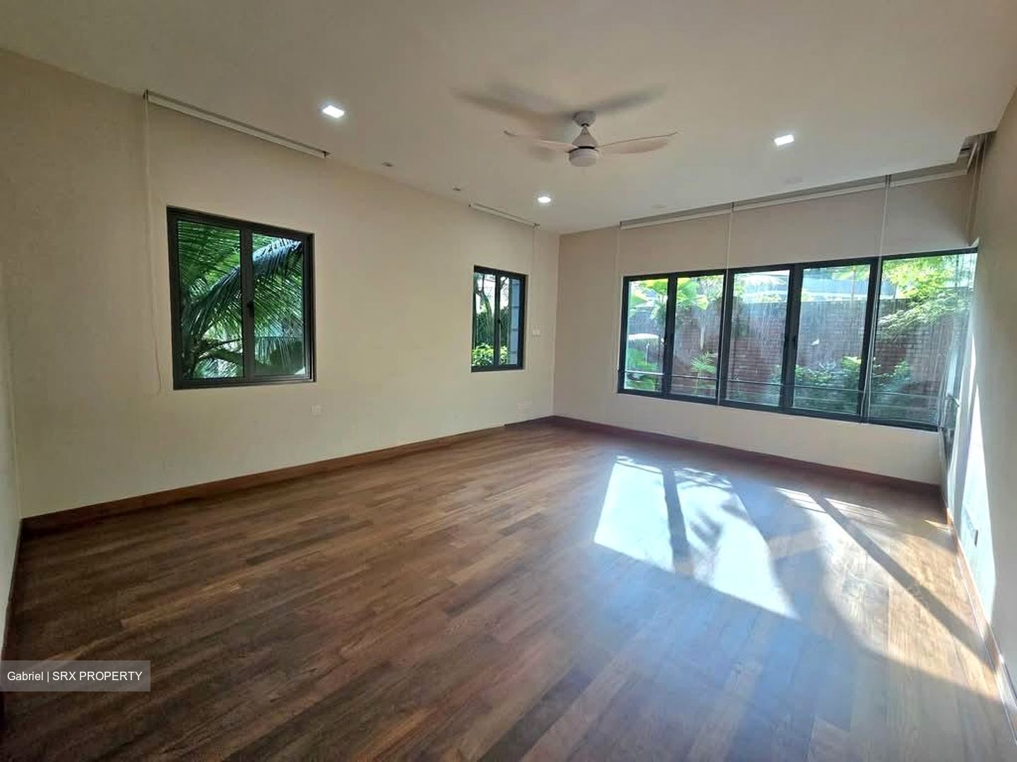 Bishopsgate (D10), Detached #578613131